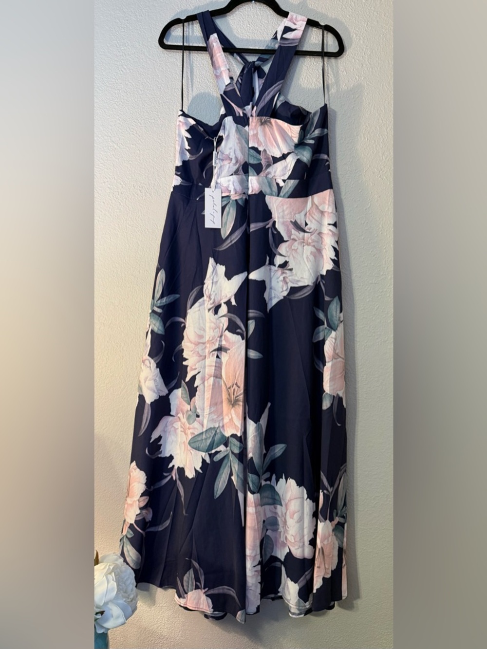 NWT Petal & Pup Miara Floral Print Halter Dress - Picture 5 of 7